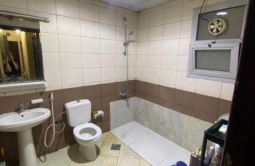 Bur Dubai Apartment | Flamingo Partition