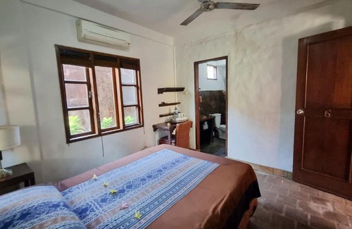 Sanur Hotel | Flash Back Bungalow