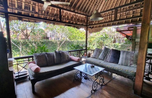 Sanur Hotel | Flash Back Bungalow