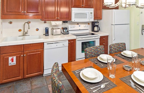 Florida Central Atlantic Coast Condo | FLASH SALE! Great Condo w/Resort Pools, Beach, WiFi & 2 Miles From Disney!