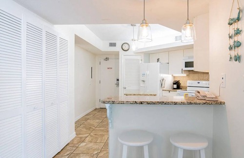 Orange Beach Condo | Flash Sale Summer House 1104B 3/2 sleeps 8