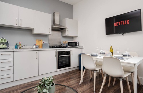 Chinatown Apartment | Flat 1, Colquitt St, 1 Bed, L1 - Pass the Keys