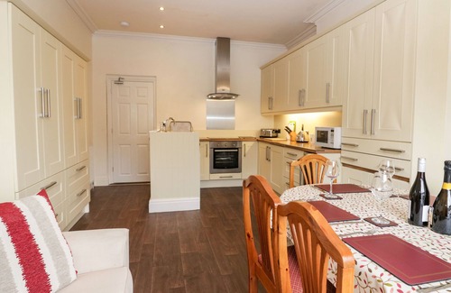 Grange-over-Sands House | FLAT 1 KENTHOLME, family friendly, with a garden in Grange-Over-Sands