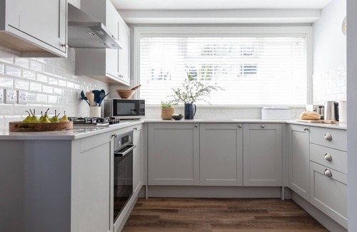 Treator Apartment | Flat 1 Strand House - Padstow - an apartment that sleeps 3 guests in 1 bedroom