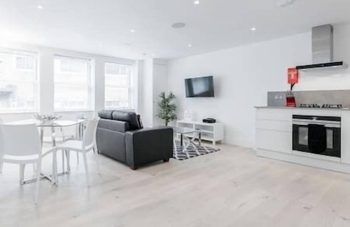 Ealing Apartment | Flat 12 Walpole Court - 2 bedroom apartment