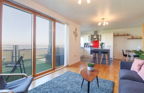Dovercourt Cottage | Flat 19 By The Beach