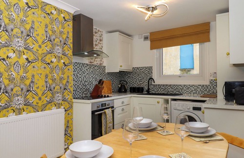 Teignmouth Cottage | FLAT 2, romantic, country holiday cottage in Teignmouth