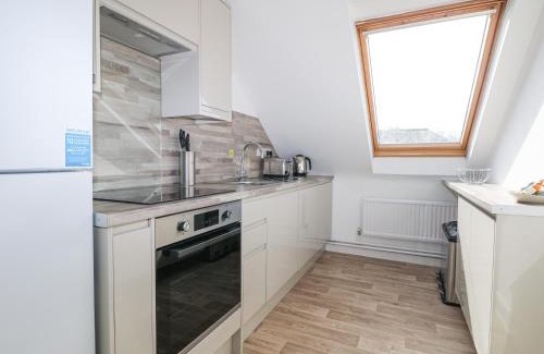 Littlehampton House | Flat 35 - Marine Court