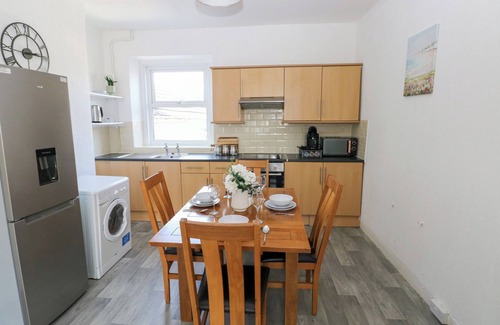 Mumbles Cottage | FLAT 56 NEWTON ROAD, pet friendly in Mumbles