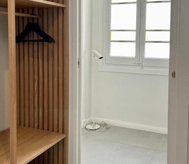 L'Antiga Esquerra de l'Eixample Apartment | Flat by Forgetmenot