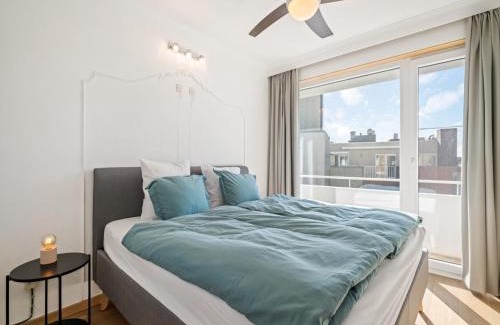 Blankenberge Apartment | Flat by the Seaside with Stunning Ocean Views, cleaning included