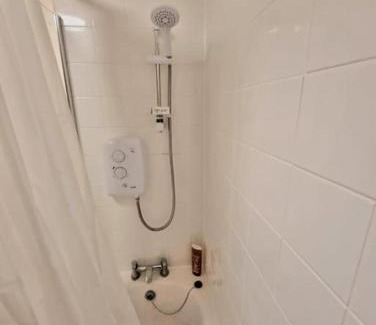 Luton Apartment | Flat near J10 of M1 & Airport - Travellers choice!