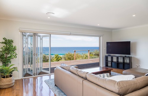 Ulladulla House | Flat Rock Ocean Retreat, Ulladulla