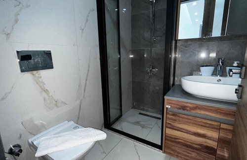 Alanya Apartment | Flat w Pool and Balcony 10 min to Beach in Alanya