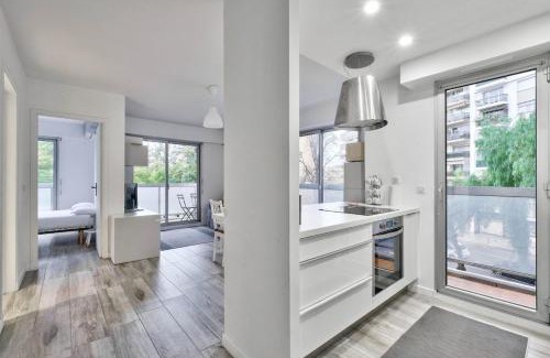 Liberation Apartment | Flat with balcony 15min from Promenade des Anglais