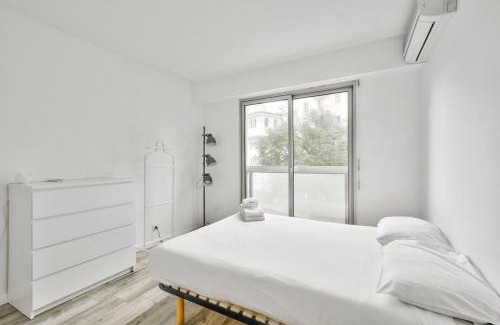 Liberation Apartment | Flat with balcony 15min from Promenade des Anglais