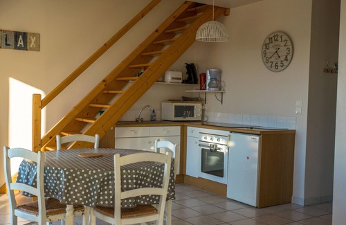 Crozon Apartment | Flat with sea view; Porzic beach