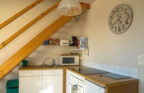 Crozon Apartment | Flat with sea view; Porzic beach
