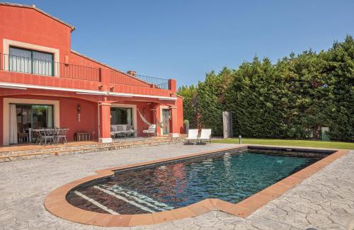 Perelada Villa | Flateli Peralada