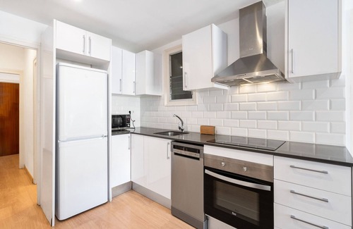 Sants-Badal Apartment | Flateli Roger 6