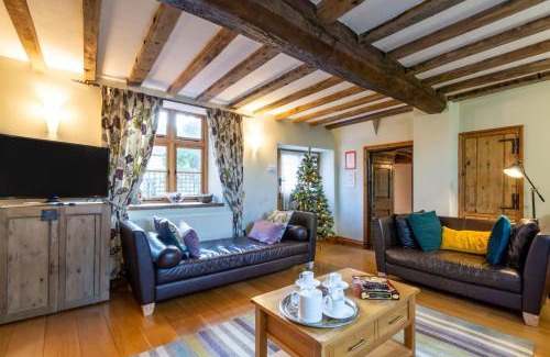 Roughton House | Flaxmans Farmhouse