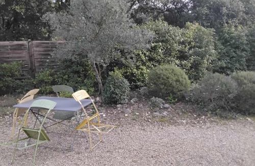 Mazan Bed & Breakfast | fleur de gaïa chambres d'hôtes