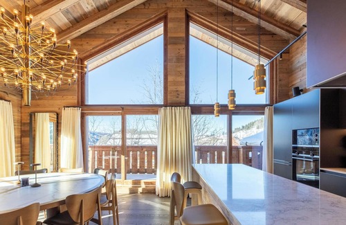 Meribel Centre Apartment | Fleur des Alpes 501: luxurious apartment in Méribel Morel
