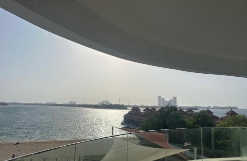 Palm Jumeirah Apartment | Fleur Star Apartments