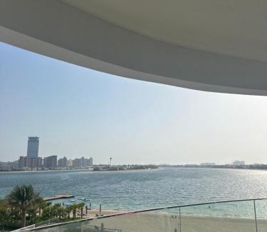 Palm Jumeirah Apartment | Fleur Star Apartments