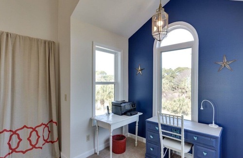 Saint Helena Island House | Flexible booking! Oceanfront, 5 bedrooms w/4 ensuite, spacious, & beach items.