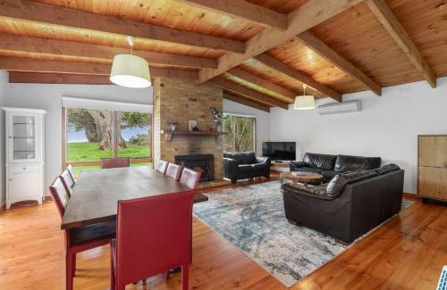 Flinders House | Flinders Ocean Escape