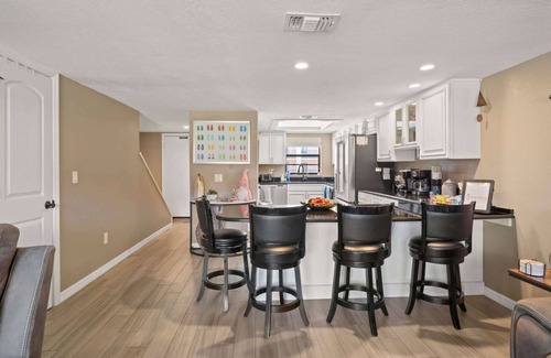 Avon By The Sea Condo | Flip Flop Foray at Cocoa Beach