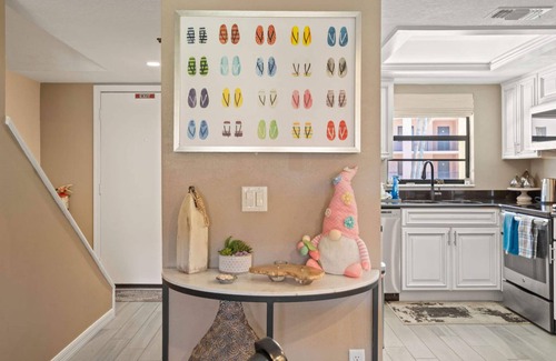 Avon By The Sea Condo | Flip Flop Foray at Cocoa Beach