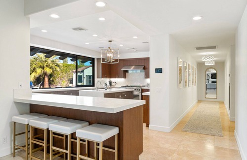 Rancho Mirage House | Float down at the 'Lazy River Oasis'