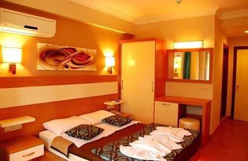 Kusadasi Resort | Flora Suites Hotel - All Inclusive