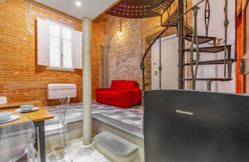Santo Spirito Apartment | Florence Oltrarno Duplex Apartment