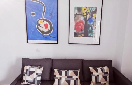 Cruz Roja-Capuchinos Apartment | Florencio Quintero Home