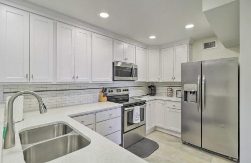 Fernandina Beach Apartment | Florida Condo with Pool and Tennis Walk to Beach!
