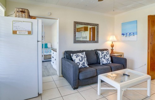 Sunset Reef Cottage | Florida Cottage - Walk to Redington Shores Beach!
