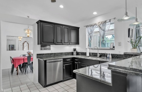 Port Charlotte - Charlotte Harbor House | Florida Fun Home with fully fenced, pool backyard and game room