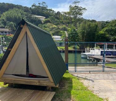 Barra da Lagoa Cabin | Floripa Glamping