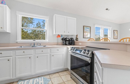Ocean Sands House | Flounder's Cove 4 Bedroom in Ocean Sands