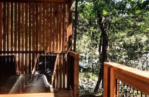 Les Conches House | Flower Camping Les Dunes * - Chalet Bois Premium 16m2 (1 bedroom) - covered terrace 8m2 + TV + sheets and towels 2 people