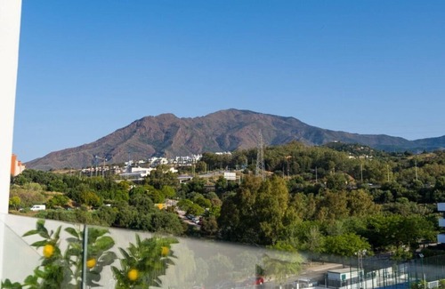 Novi Beograd House | Flower gardens Estepona