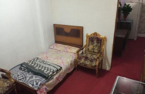 Al-Muntazah Apartment | Flower Roomsللرجال فقط
