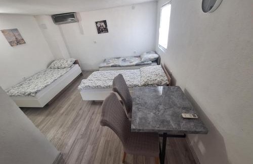 Laktasi Apartment | Fly & Stay Apartments