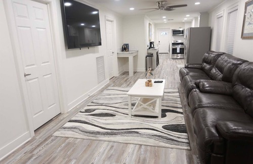 Grand Isle House | Flying Fish Lodge Yellow Fin - Beach Access - Island Realty