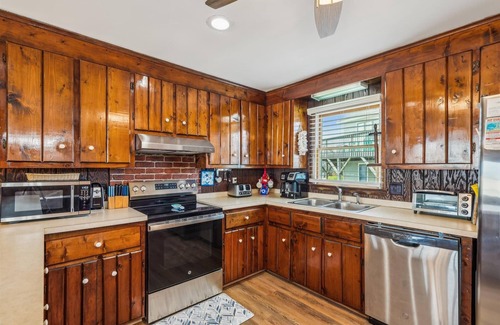 South Nags Head House | Flying Free- Pet Friendly Oceanfront in South Nags Head MP 20