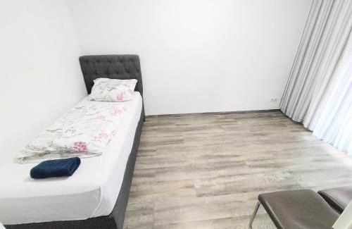 Ruesselsheim Apartment | FMI 44Accommodation