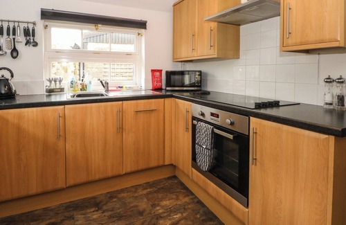 Longnor Cottage | FOGGS BARN, family friendly, character holiday cottage in Leek